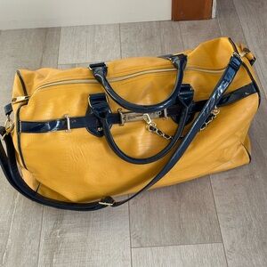 Steve Madden Yellow & Navy Travel Bag Weekender OS